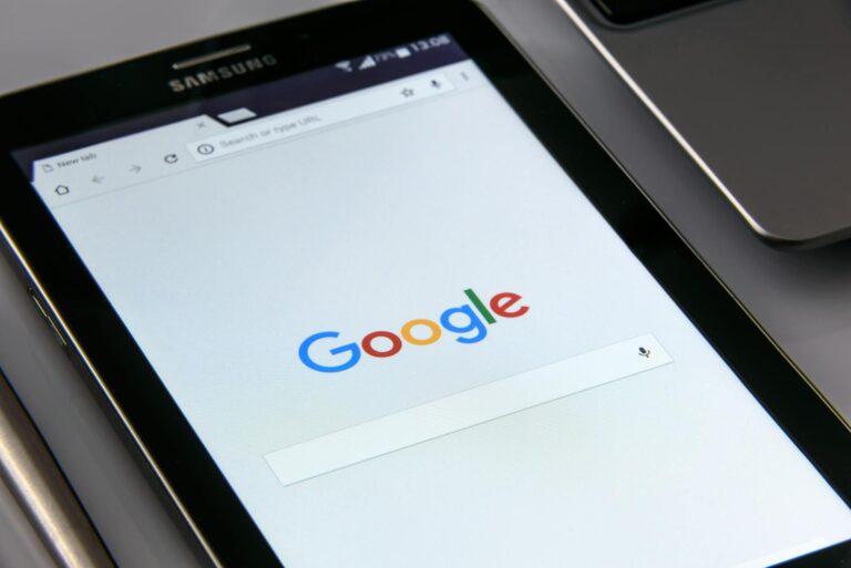 Yüksek Mahkeme Sony’nin müzik korsanlarını internetten atma girişimini reddetti