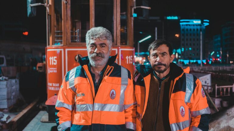 Büyük işlerin üstesinden gelebilecek iki düzineden fazla küçük alet buldum (ve birçoğu indirimde)